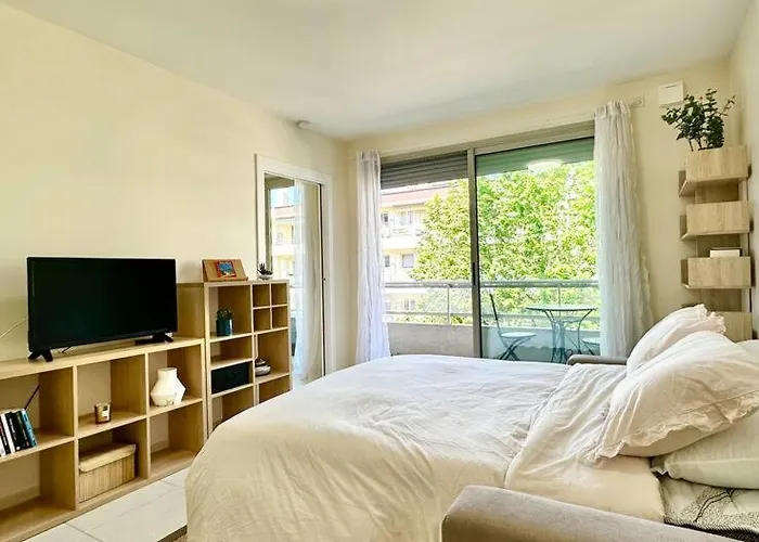 Lejlighed Cosy Holidays - Beach, Bars & Food At 10min Walk *